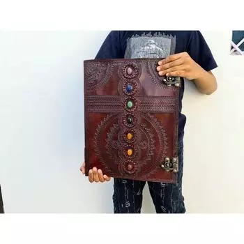 Очень большой кожаный журнал с семью камнями, Кожаная гостевая книга, Книга теней, Кожаный гримуар. 13 x 10 in коричневый