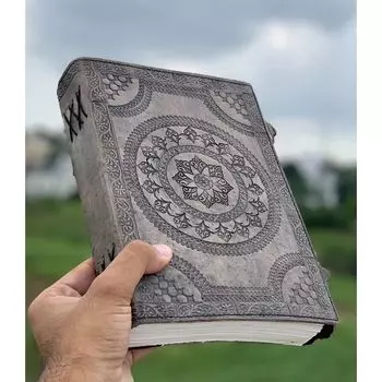 Очень большой старинный кожаный журнал на 400 страниц. Кожаная книга заклинаний. Дневник. 10 x 7 in