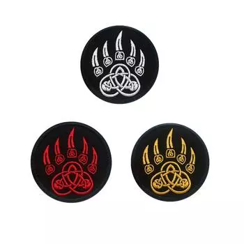 Одежда Медвежьи лапки на наклейках (Нашивки, Шеврон), Вышитые нашивки 80х80мм