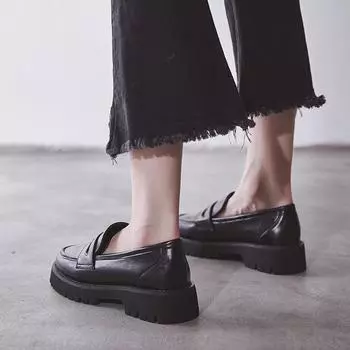 Одиночные туфли. Женские новые черные туфли на платформе. Маленькие кожаные туфли в британском стиле на толстой подошве. Женские универсальные женские туфли с круглым носком. 38