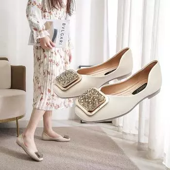 Одиночные туфли, женские новые корейские туфли для бабушки, туфли с квадратным носком и неглубоким носком, женские туфли большого размера на плоской подошве 34 чёрный