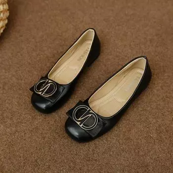 Одиночные туфли женские туфли с юбками весна и лето 2024 новые квадратные головки металлическая пряжка одна педаль толстый каблук легкий рот женские туфли 35