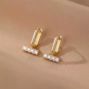 Одно слово Цирконий Серьги Пряжка Женские Простой Нишевый Дизайн Смысл Бриллиантовая Инкрустация Геометрические Серьги Маленькие