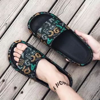 Одно слово, мужчины носят пляжные тапочки на улице летом, мужские домашние купальные нескользящие спортивные сандалии с мягкой подошвой большого размера 45 35