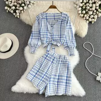 Однобортный укороченный клетчатый топ и шорты с V-образным вырезом и пышными рукавами, комплект из двух предметов