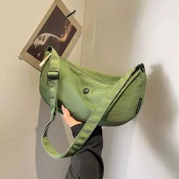 Однотонная маленькая женская сумка через плечо чёрный