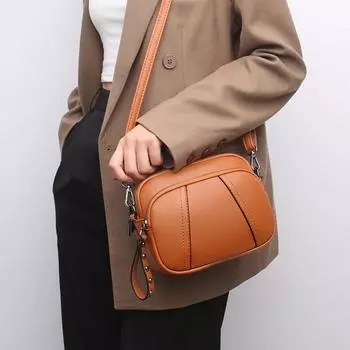 Однотонная модная женская сумка для мобильного телефона с заклепками и молнией, простая мягкая кожаная сумка через плечо, маленькая квадратная сумка