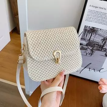 Однотонная простая модная нишевая сумка в иностранном стиле 2024 года, новая соломенная плетеная корейская версия, одно плечо, маленькая квадратная сумка через плечо покинуть белый