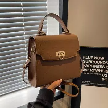 Однотонная темпераментная простая модная сумка 2024 года, зимняя новая корейская версия, ретро-сумка через плечо для поездок на работу, маленькая квадратная сумка