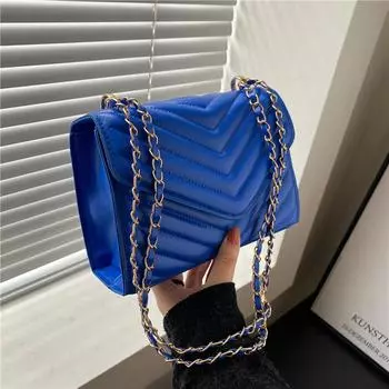 Однотонная текстурированная сумка-цепочка 2024 года пользуется популярностью в этом году, и новая сумка-мессенджер на одно плечо, маленькая квадратная сумка, темпераментная женская сумка красный