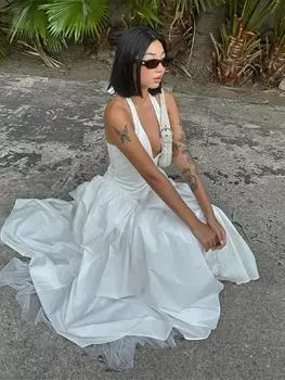 Однотонное женское платье с лямкой на бретельках без рукавов и открытой спиной в стиле пэчворк, летнее женское платье в стиле ампир L белый