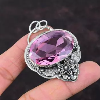 Ограненный розовый кунцит Подвеска из стерлингового серебра 925 пробы Красивые ювелирные изделия из драгоценных камней Цветочная подвеска Свадебный подарок Подвеска из камня ручной работы