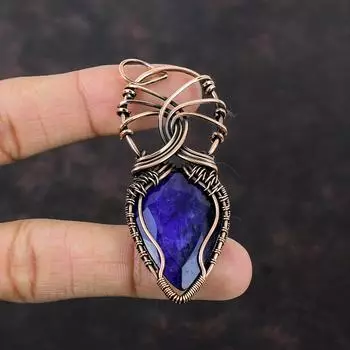 Ограненный Синий Сапфир Кулон Медная Проволока Обернутый Кулон Оригинальный Драгоценный Камень Медные Ювелирные Изделия Ручной Проволоки Обернутый Ювелирный Подвеска Для Женщин