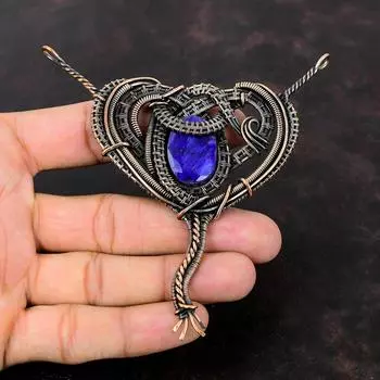 Ограненный синий сапфир, медный кулон, обернутый проволокой, кулон, ювелирные изделия из драгоценных камней, кулон ручной работы, кулон с камнем, медный ювелирный подарок для женщин