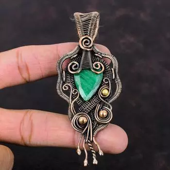 Ограненный замбийский изумрудный кулон, кулон из медной проволоки, кулон ручной работы из настоящего драгоценного камня, медные украшения, подарок на годовщину, ювелирные изделия из проволочной пленки