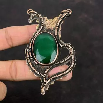 Ограненный замбийский изумрудный кулон, медный кулон, элегантный кулон, медные украшения ручной работы, кулон с драгоценным камнем, подарок для нее, ювелирные изделия из замбийского изумруда