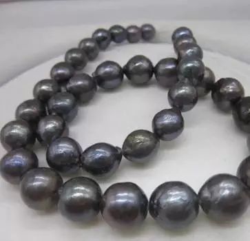 ОГРОМНОЕ ОЖЕРЕЛЬЕ С ФИОЛЕТОВЫМ РОЗОВЫМ ЖЕМЧУГОМ ЮЖНОГО МОРЯ 10–11 мм