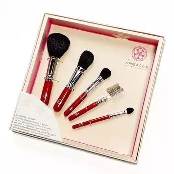 ohishi Kumano supervised makeup brush gift set of 5 Oishi Sakura powder brush cheek brush eye shadow brush eye tip brush comb &