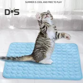 Охлаждающий коврик для собак, летняя самоохлаждающаяся подушка для домашних животных, портативная дорожная кровать для собак, многоразовые охлаждающие подставки, спальный коврик из ледяного шелка для домашнего автомобиля синий