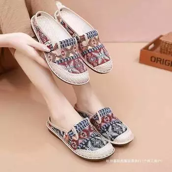 Old Beijing cloth shoes women s breathable linen one-pedal lazy half slippers soft-soled ethnic style mother shoes retro single shoes 35