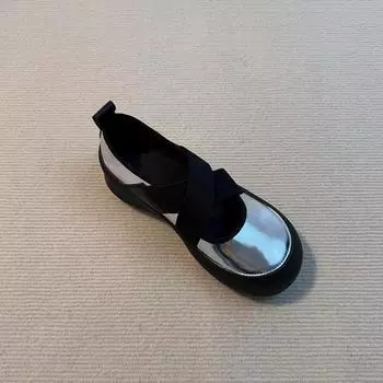 One pedal big head silver soft sole small man runaway platform shoes women s new cross strap Mary Jane shoes 35