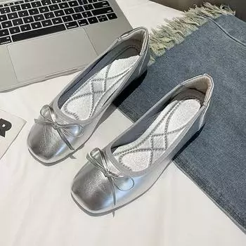 One-pedal Doudou shoes 2025 new fairy style French style with skirt elegant square head shallow mouth short heel shoes bow 35