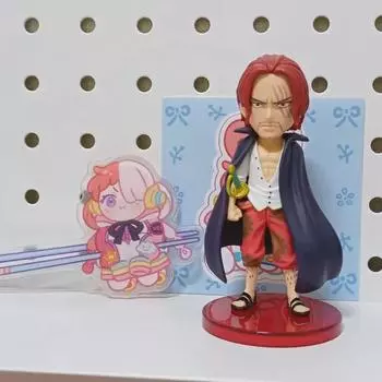 One Piece Shanks Walcall Figure