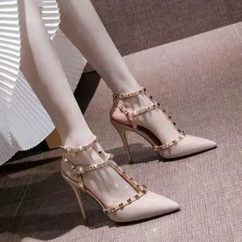 One-word buckle Korean breathable women s sandals 2024 Internet celebrity new small man showing height fresh and elegant high heels 34