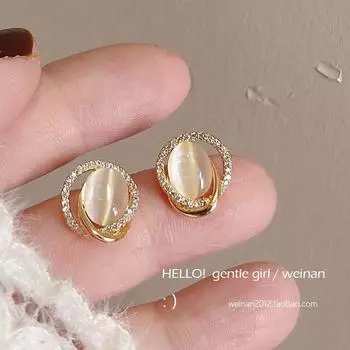Opal round Micro Diamond Mosquito Coil Ear Clip Fancy Gentle Champagne Ear Studs Earrings Jewelry Women A pair of stud earrings