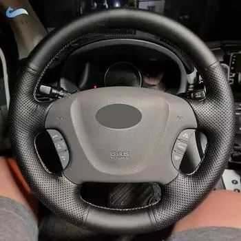 Оплетка на руле для Kia Carnival II Grand Carnival 2006-2014, автомобильный руль, прошитая вручную кожаная отделка чёрный