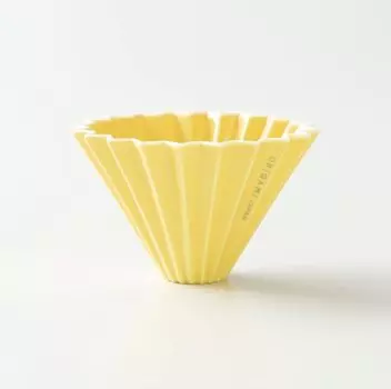 ОРИГАМИ Оригами-капельница Желтая, размер S Для 1-2 человек В комплект входит коробка С гравировкой, продается отдельно *Держатель