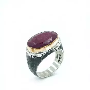 Оригинальное серебряное мужское кольцо ручной работы с натуральным рубиновым камнем