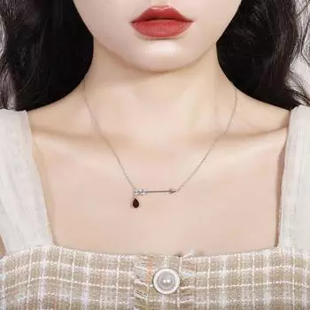 Оригинальный дизайн, подвеска из натурального граната, лук и стрелы, цепочка на ключицу, серебро 925 пробы, инкрустация драгоценными камнями, ожерелье, подвеска