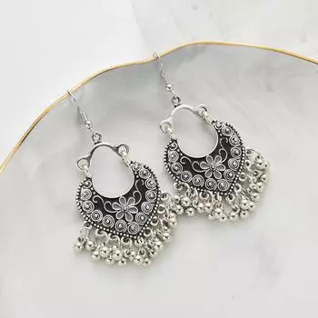 Оригинальный дизайн последних самых продаваемых сережек.