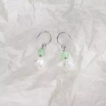 Оригинальный дизайн Sense Цветок Ландыша Серьги-крючки Ретро Чай Темперамент Цветок Бахрома Асимметричные серьги Хотан Нефрит Copper (White Gold)