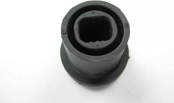 Оригинальный изолятор OEM 25335-2E001 — крепление радиатора, верхний / 253352E001 для Hyundai Kia