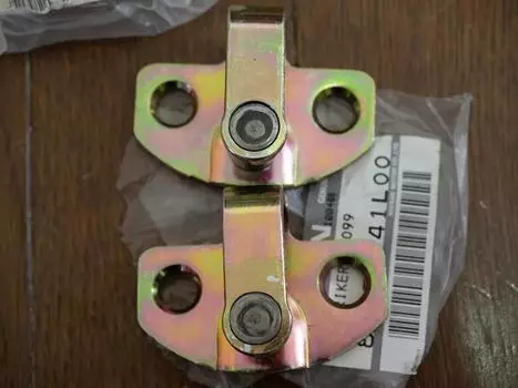 Оригинальный комплект защелки двери Nissan OEM левый правый S12 200SX 80570-41L00 x2