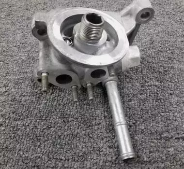 Оригинальный кронштейн масляного фильтра Nissan 15238-JF00D R35 GT-R