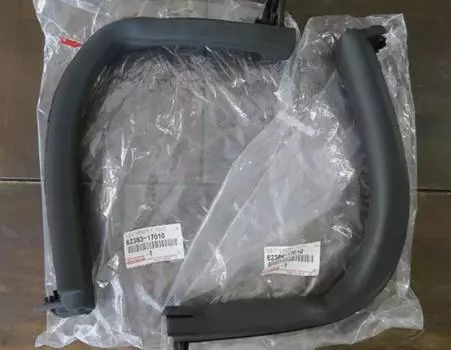 Оригинальный уплотнитель переднего бокового бруса крыши TOYOTA, правый и левый 62381(62382)-17060