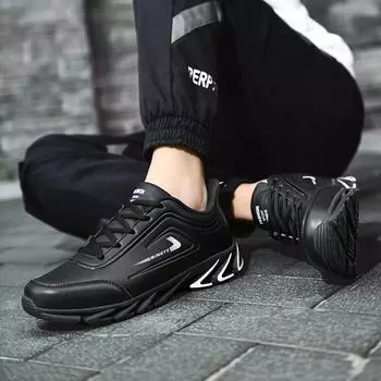 Осень и зима 2022. Мужские модные удобные кроссовки на высокой мягкой подошве 39 чёрный