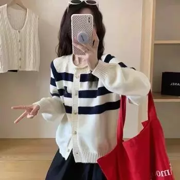 Осень и зима новый британский стиль колледж темперамент элегантный полосатый модный свитер с круглым вырезом женский длинный рукав ленивый вязаный кардиган average size бежевый