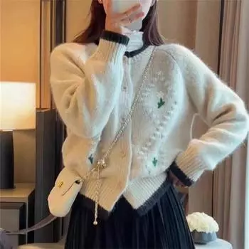 Осень и зима новый мягкий восковой вышитый короткий кардиган свитер женский ленивый стиль свободный короткий топ вязаный жакет One size бежевый