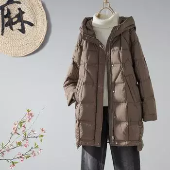Осень и зима новый свободный белый утиный пуховый пуховик средней и длинной длины с капюшоном женский корейский вариант тонкая прессованная резиновая куртка прилив S темно-коричневого