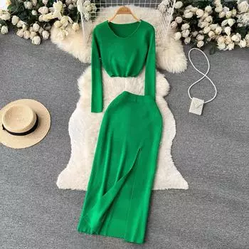 Осень и зима, сексуальные короткие вязаные топы с v-образным вырезом для девочек, плюс открытая юбка средней длины, комплект из двух предметов One Size чёрный