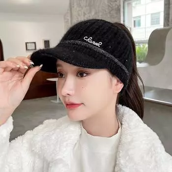 Осень и зима универсальная железная стандартная вязаная шапка из кроличьего пуха женская флисовая утолщенная теплая защита ушей утиный язык шляпа с пустой макушкой чёрный