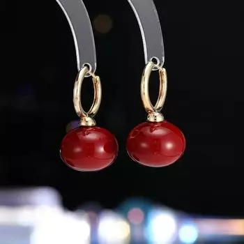 Осенью и зимой популярный цвет Ankola красный темперамент серьги нишевый дизайн простой и универсальный новые жемчужные серьги