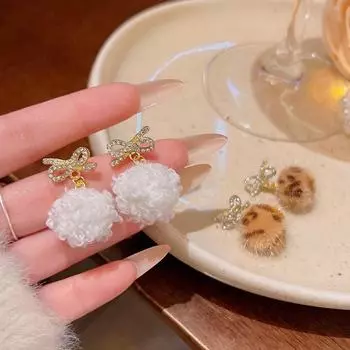 «Осень/Зима 2024 Высококачественные пушистые серьги-бантики с леопардовым принтом для женщин» A2058 белый