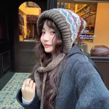 Осень-зима 2025 г. Новая шерстяная шапка для женщин в стиле Хепберн, полосатая, с поясом, утолщенная, теплая, вязаная, для защиты ушей синий/кофейный