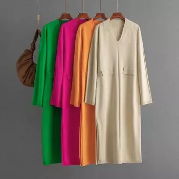 Осень-зима Ленивый ветер Свободный свитер с V-образным вырезом Костюм Женский длинный рукав Трикотажное широкое платье One Size абрикосовый