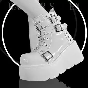 Осень-зима женские ботильоны в стиле панк с заклепками на толстой платформе, новые черные ботинки из искусственной кожи, женские готические туфли с металлической пряжкой 35